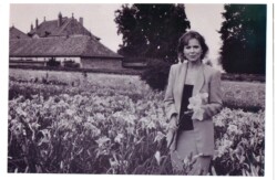 Les femmes dans les jardins.
