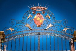 Détails du portail d'origine du Château